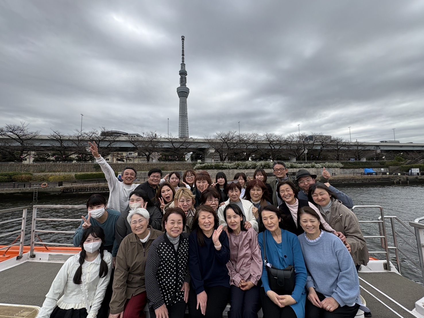 日興 会社全景